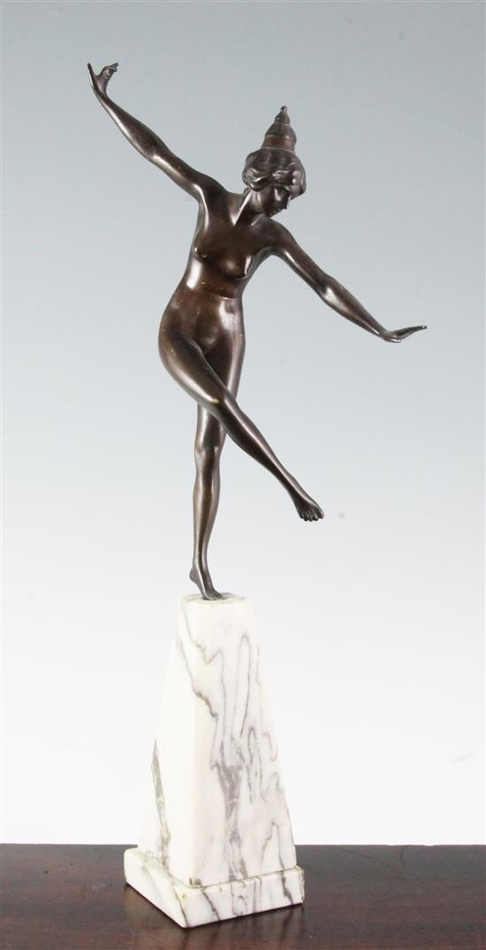 An Art Deco bronze figure of a nude dancing girl, height 19in.